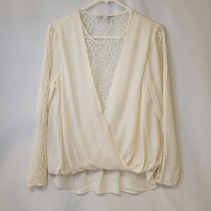 Chelsea And Walker V Mesh High Low Cream Lace Blouse